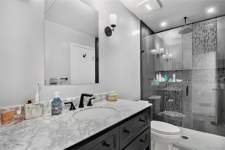 Photo 11 of 20 - 389 S Kalispell Way Unit D, Aurora, CO 80017
