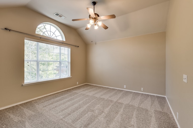 Photo 20 of 32 - 460 Fremont Dr, Rockwall, TX 75087
