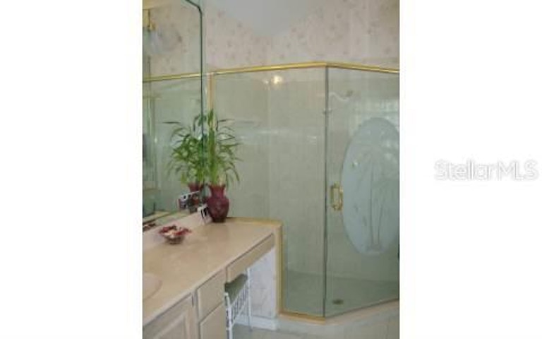Photo 16 of 23 - 2 Presidential Ln, Palm Coast, FL 32164