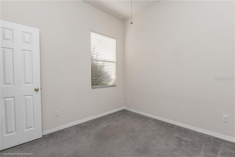 Photo 18 of 23 - 8416 Lake Waverly Ln, Orlando, FL 32829