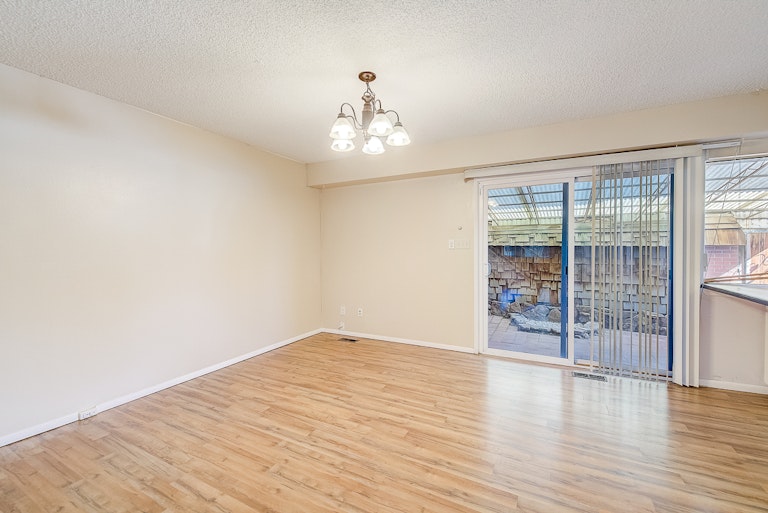 Photo 9 of 25 - 638 S Youngfield Ct, Lakewood, CO 80228