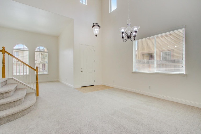 Photo 5 of 27 - 4018 Pinoche Peak Way, Rancho Cordova, CA 95742