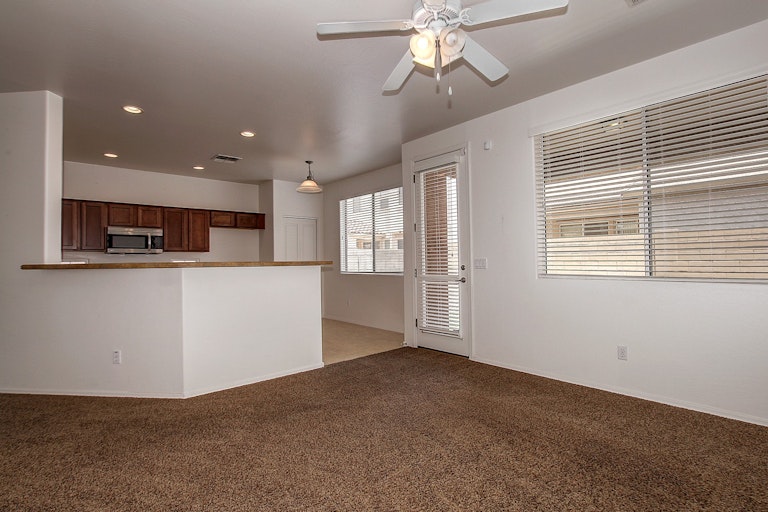 Photo 5 of 26 - 11992 W Fillmore St, Avondale, AZ 85323