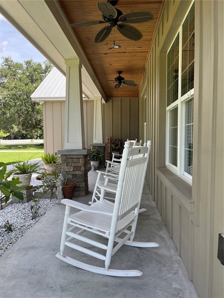 Photo 36 of 39 - 6009 Laurel Oak Dr, Lakeland, FL 33811