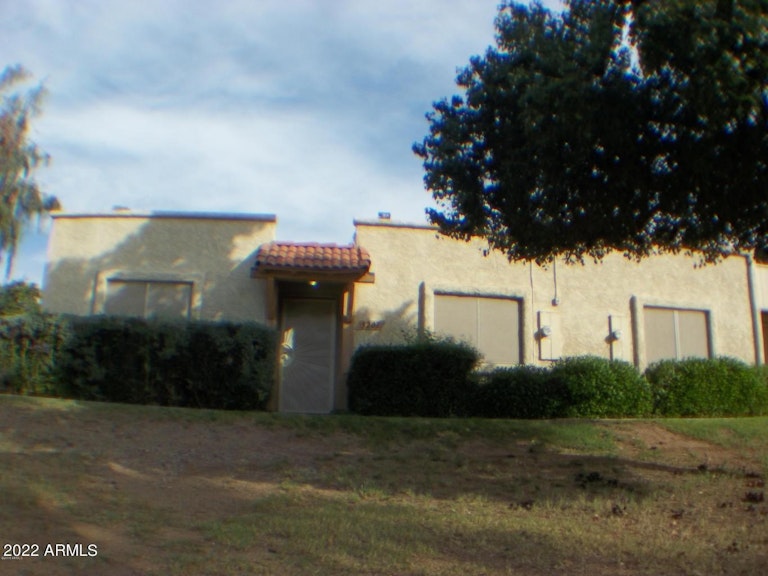 Photo 8 of 12 - 3207 W Royal Palm Rd, Phoenix, AZ 85051
