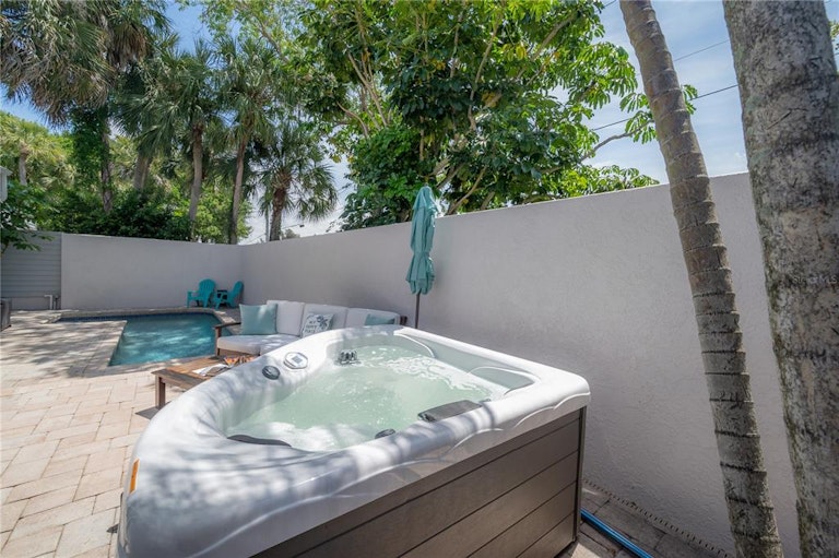 Photo 36 of 54 - 11003 Peach Point Ct, Bradenton, FL 34209