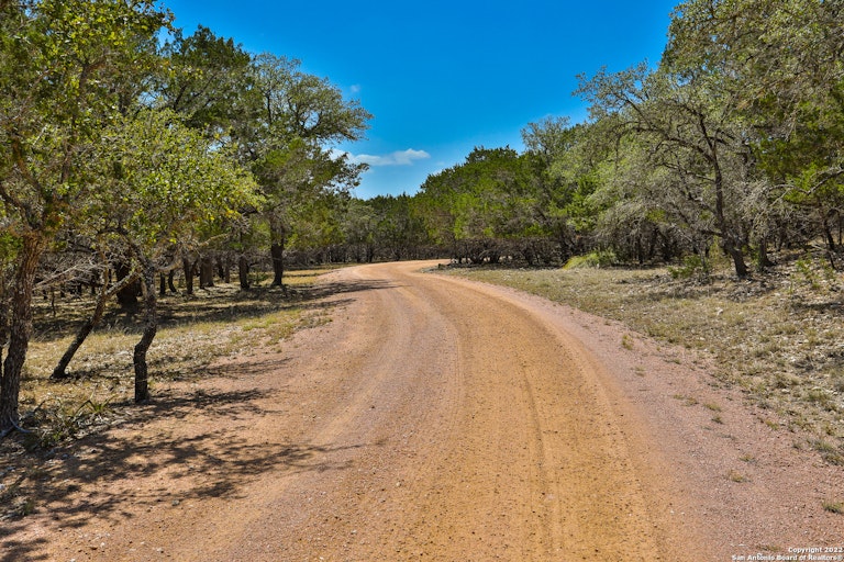 Photo 2 of 69 - 1316 Fm 473, Boerne, TX 78006