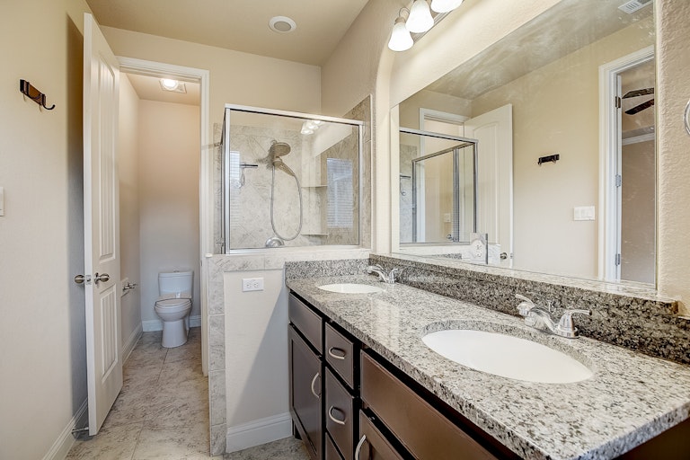 Photo 33 of 36 - 2620 Lightfoot Trl, Austin, TX 78745