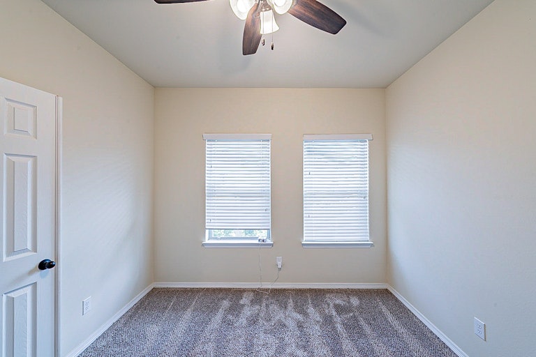 Photo 21 of 26 - 7235 Foxmoor Lake Ct, Humble, TX 77338