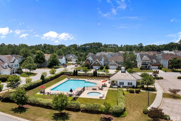 Photo 39 of 40 - 6209 Sparkling Brook Dr, Raleigh, NC 27616