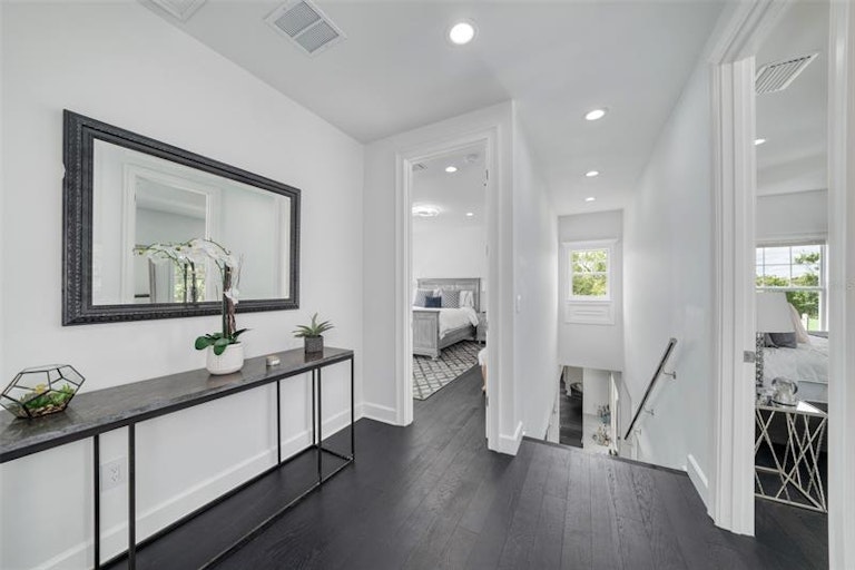 Photo 31 of 52 - 423 Arbor Cir, Kissimmee, FL 34747