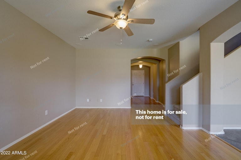 Photo 14 of 25 - 18135 W Lundberg St, Surprise, AZ 85388