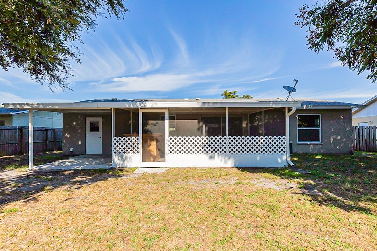 Photo 7 of 26 - 4033 Sandpointe Dr, Bradenton, FL 34205