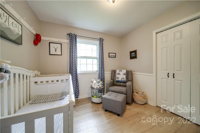 Photo 31 of 47 - 5802 Hillcrest Cir, Indian Trail, NC 28079