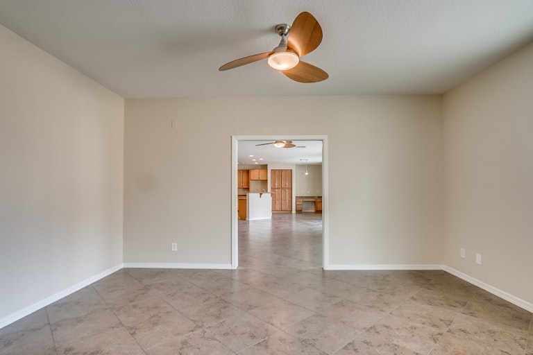 Photo 12 of 33 - 4540 W Powell Dr, New River, AZ 85087