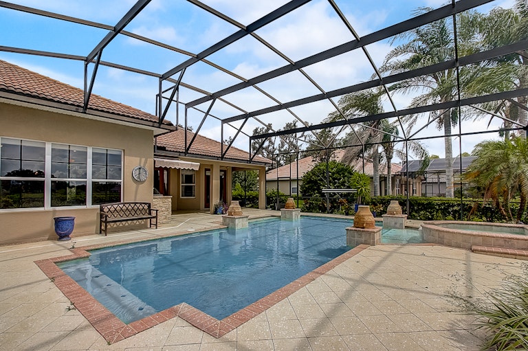 Photo 38 of 45 - 1460 Beacon Dr, Kissimmee, FL 34746
