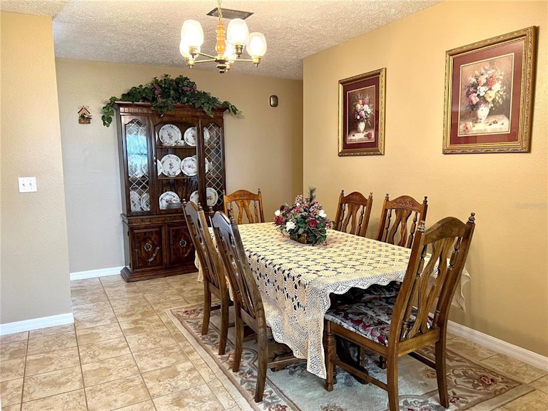 Photo 7 of 48 - 1519 S Lake Shipp Dr, Winter Haven, FL 33880