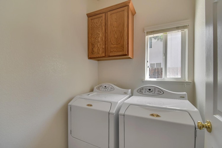 Photo 20 of 40 - 207 Nebraska Dr, Yuba City, CA 95991