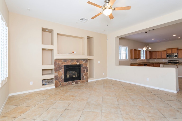 Photo 9 of 24 - 43324 N 49th Ln, New River, AZ 85087