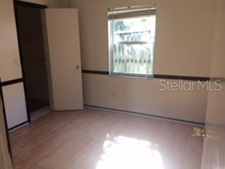 Photo 7 of 16 - 1530 Baker Rd, Lutz, FL 33559