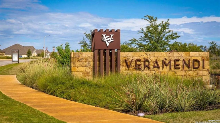Photo 17 of 25 - 1915 Privet Rd, New Braunfels, TX 78132
