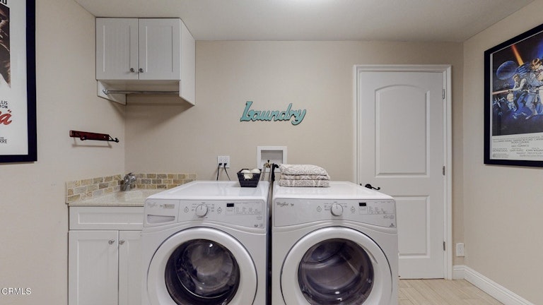 Photo 41 of 53 - 1743 Camino De Villas, Burbank, CA 91501