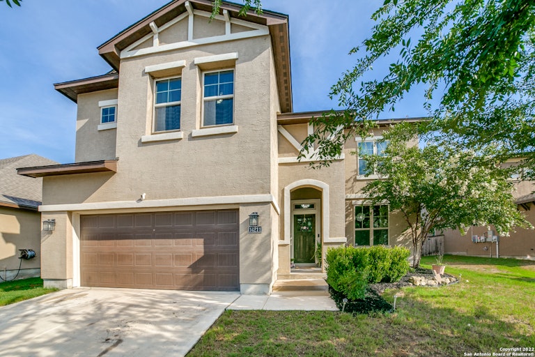 Photo 2 of 29 - 14211 Sam Houston Way, San Antonio, TX 78253