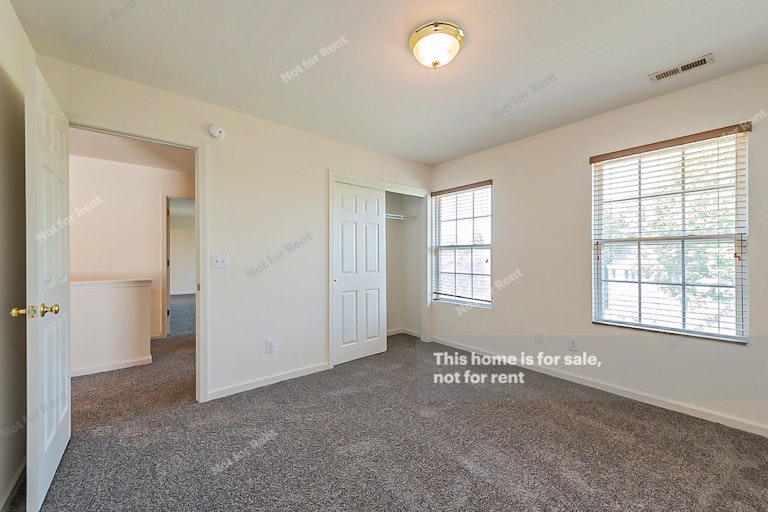 Photo 10 of 22 - 8824 Kaplan Woods Way, Wake Forest, NC 27587