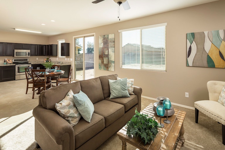 Photo 4 of 11 - 1797 W Half Moon Cir, Queen Creek, AZ 85142