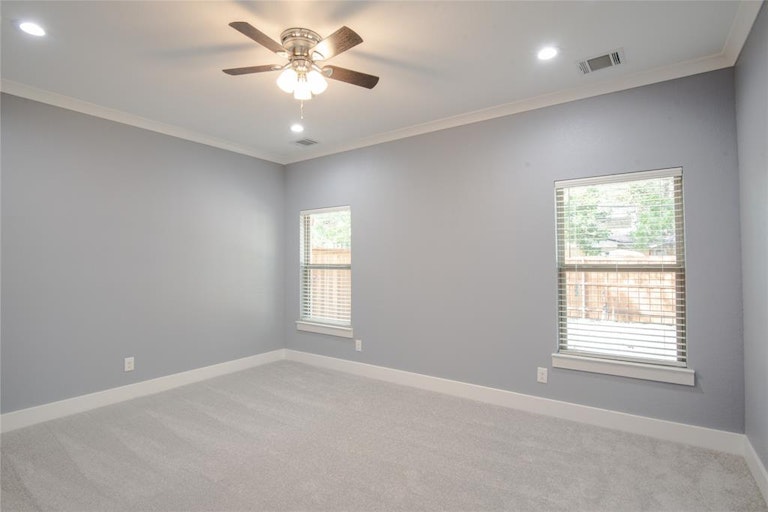 Photo 16 of 22 - 4700 Harper Dr, Mesquite, TX 75150