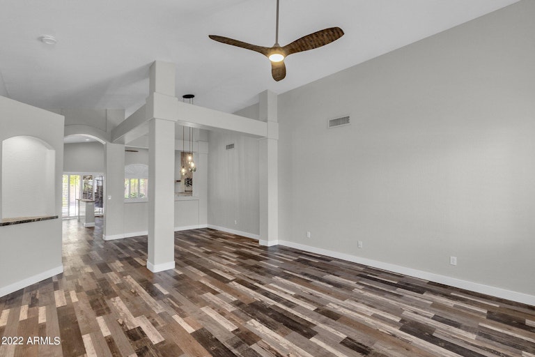 Photo 15 of 29 - 1511 E Marco Polo Rd, Phoenix, AZ 85024