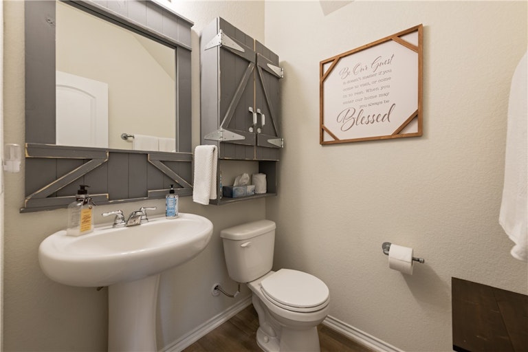 Photo 5 of 37 - 1517 Cliffbrake Way, Georgetown, TX 78626