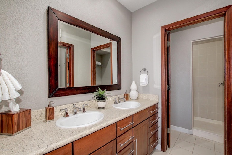 Photo 21 of 45 - 425 W Rio Salado Pkwy #307, Tempe, AZ 85281