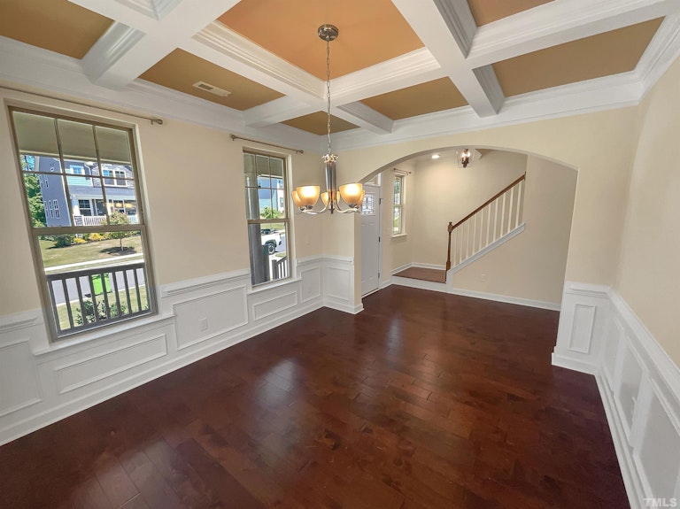 Photo 6 of 23 - 4005 Manderleigh Dr, Knightdale, NC 27545