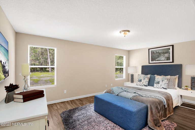 Photo 11 of 24 - 5925 111th St, Jacksonville, FL 32244