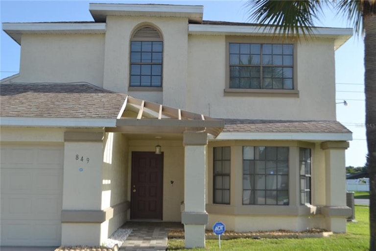 Photo 1 of 35 - 849 Horseshoe Bay Dr, Kissimmee, FL 34741