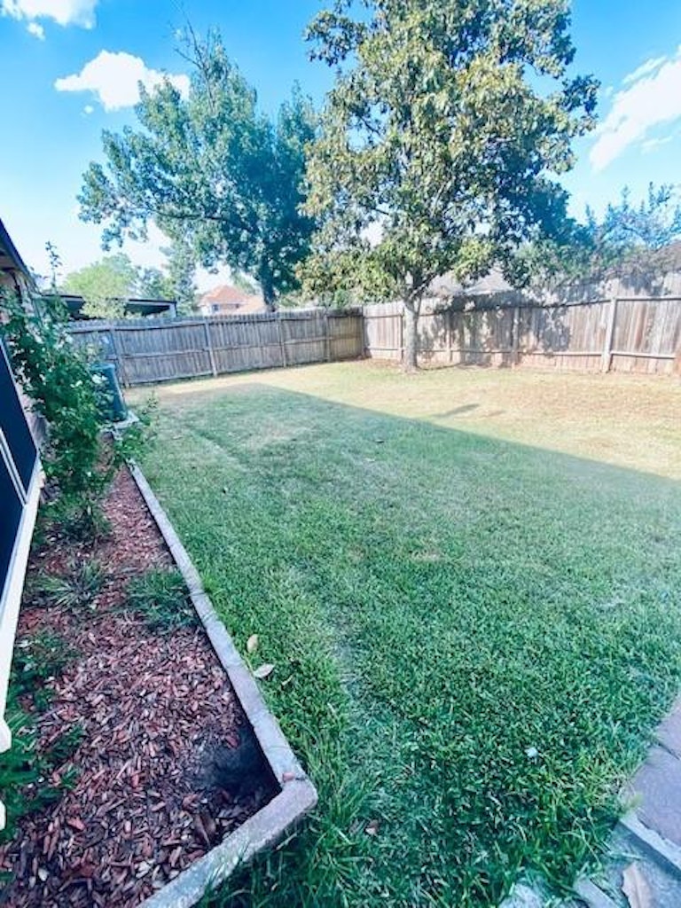 Photo 34 of 36 - 6126 Nancet Dr, Houston, TX 77041
