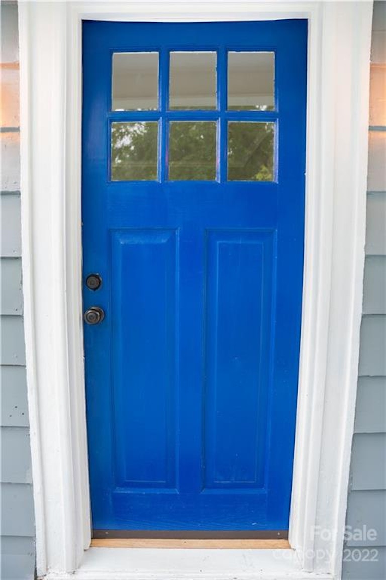 Photo 4 of 40 - 1521 Belvedere Ave, Charlotte, NC 28205