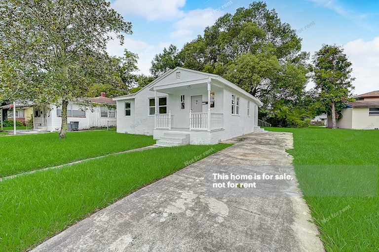 Photo 10 of 27 - 1718 McMillan St, Jacksonville, FL 32209