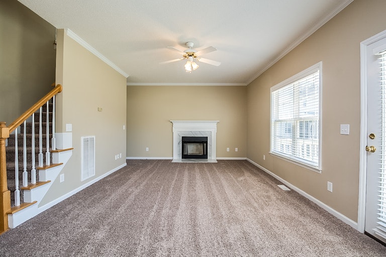 Photo 6 of 23 - 1208 Sunswept Cir, Raleigh, NC 27603