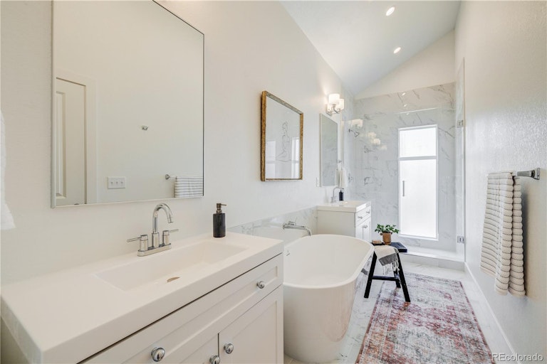 Photo 25 of 40 - 3422 S Grant St, Englewood, CO 80113
