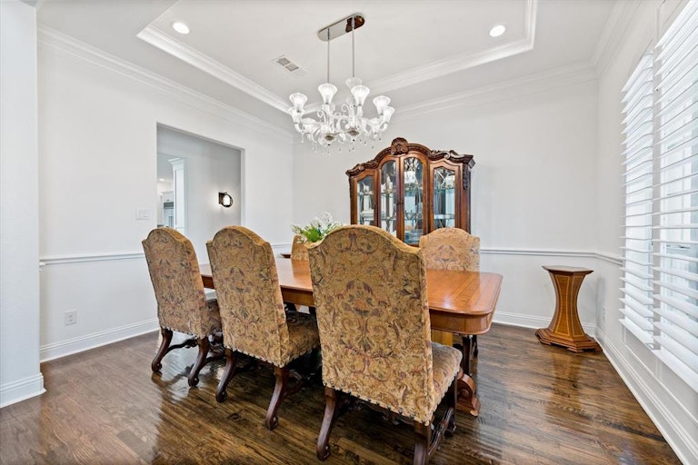 Photo 8 of 39 - 6809 Schubert, Colleyville, TX 76034