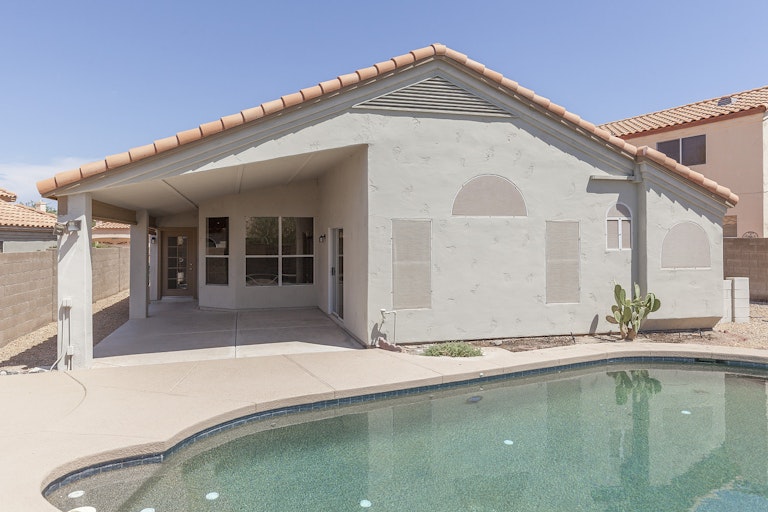 Photo 2 of 25 - 10258 S Hopi Ln, Goodyear, AZ 85338