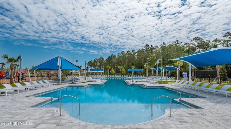 Photo 17 of 29 - 99 Greenway Ln, Saint Augustine, FL 32092