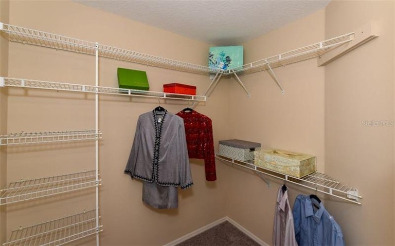 Photo 14 of 25 - 6802 Brookhaven Pl, Bradenton, FL 34203