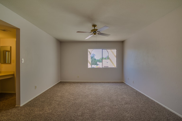Photo 11 of 28 - 1729 W Citrus Way, Phoenix, AZ 85015