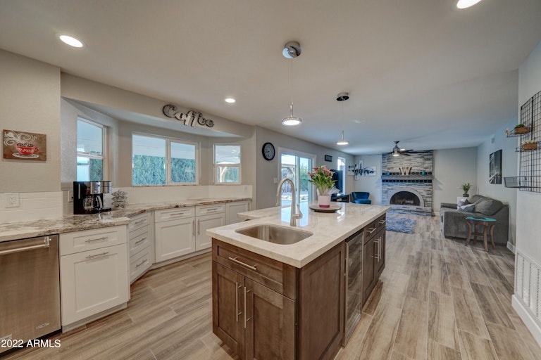 Photo 17 of 49 - 5201 E Aire Libre Ave, Scottsdale, AZ 85254