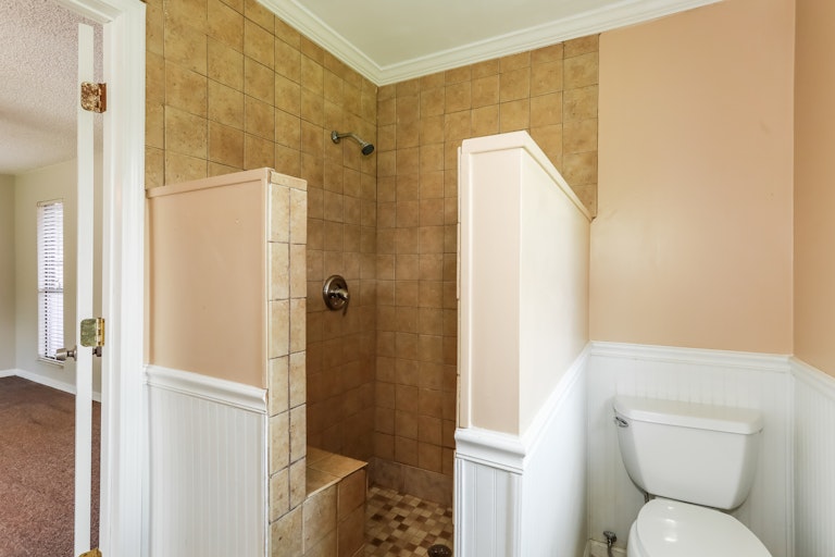 Photo 16 of 25 - 583 Harrison Ave, Orange Park, FL 32065