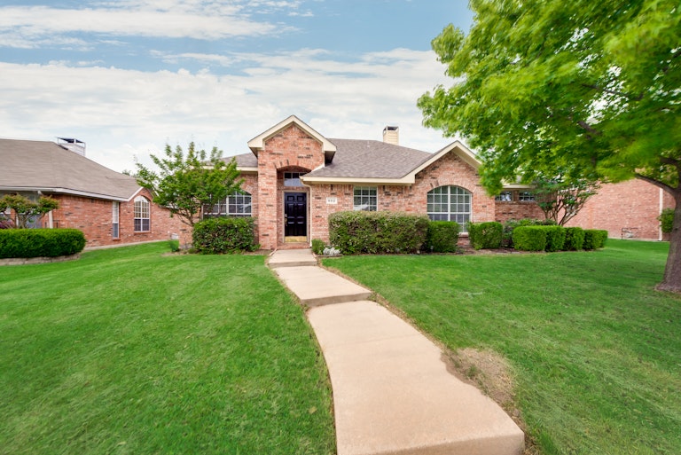 Photo 27 of 28 - 802 Cheyenne Dr, Allen, TX 75002