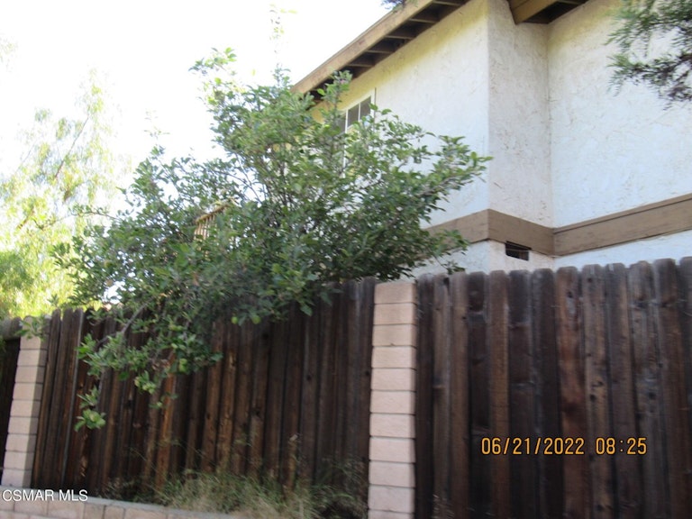 Photo 4 of 20 - 145 Hope Rd, Newbury Park, CA 91320